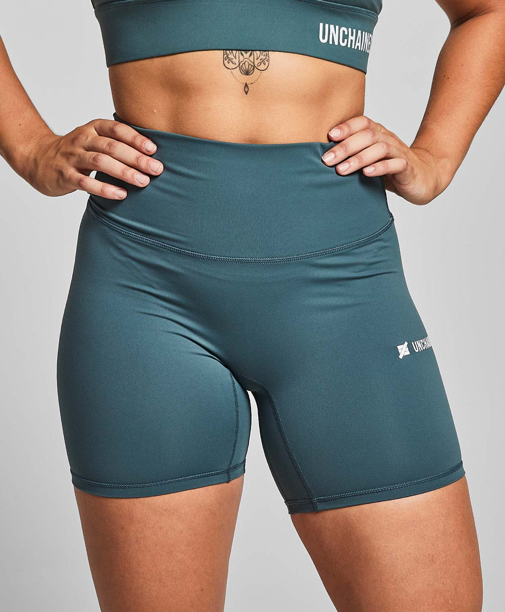 <tc>S</tc>HORT HIGH FREEDO<tc>M</tc> 38' fern green